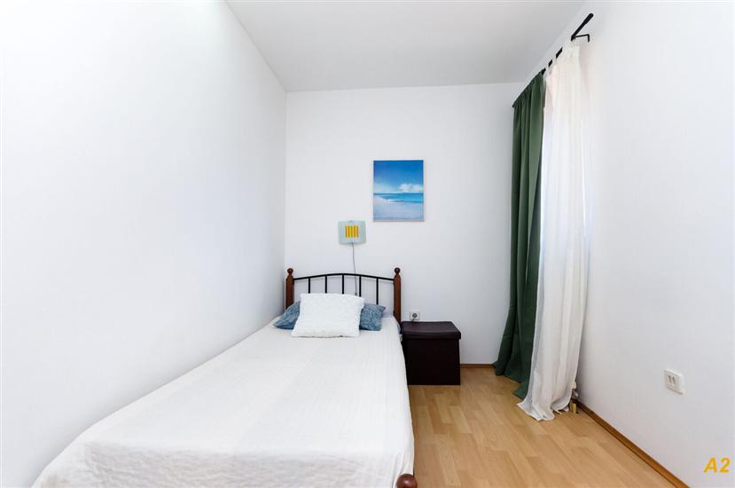 Apartment A2, for 5 persons