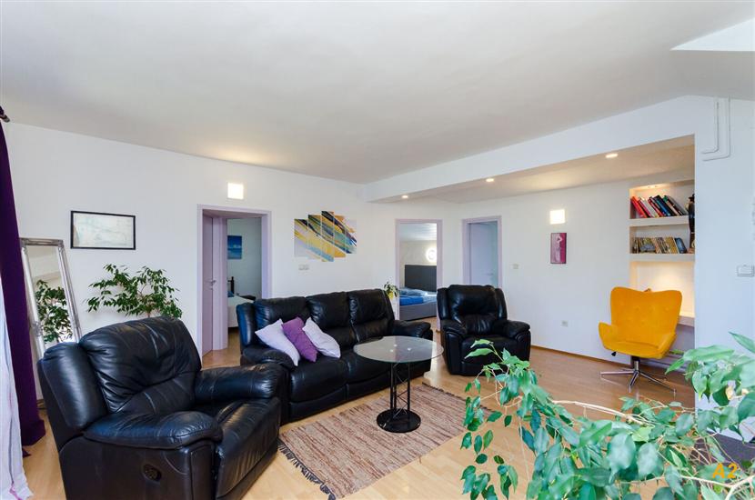 Apartment A2, for 5 persons