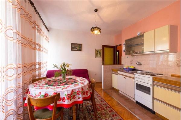 Apartment A2, for 4 persons