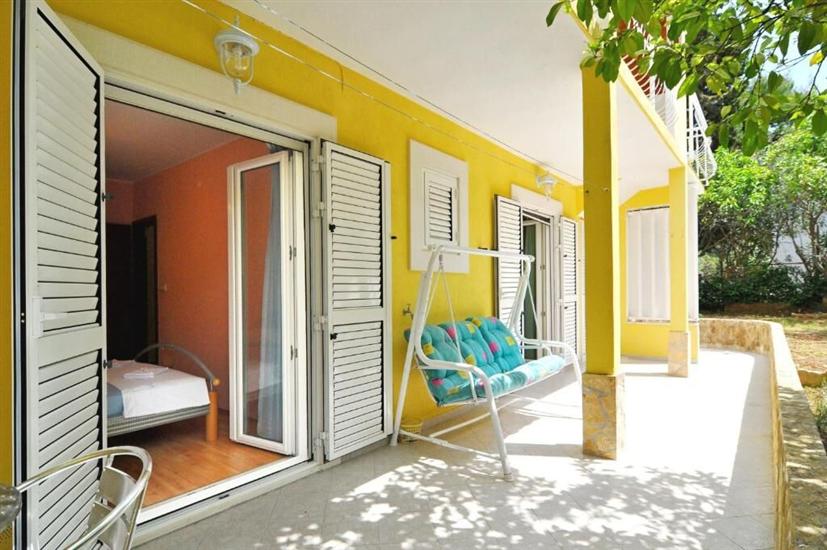 Apartment A1, for 6 persons