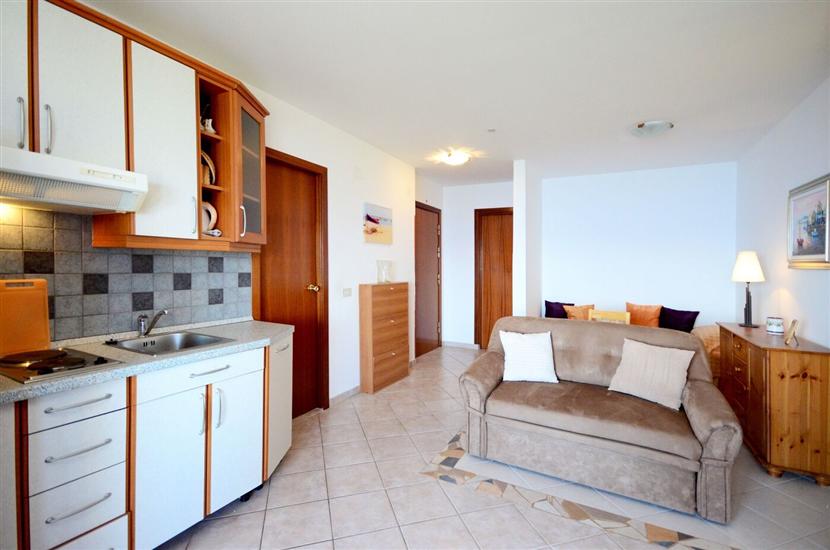 Apartment A4, for 3 persons