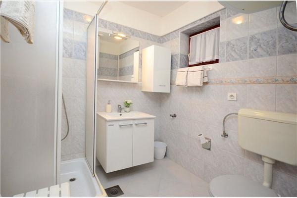 Apartment A4, for 3 persons