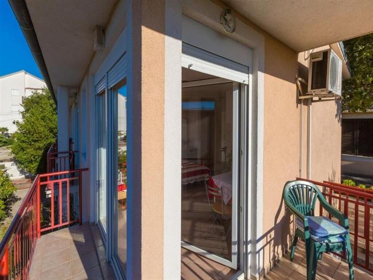 Apartment A2, for 3 persons