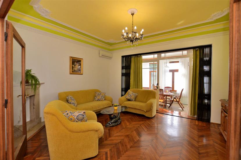 Apartment A1, for 6 persons
