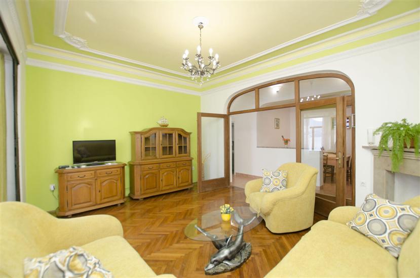 Apartment A1, for 6 persons