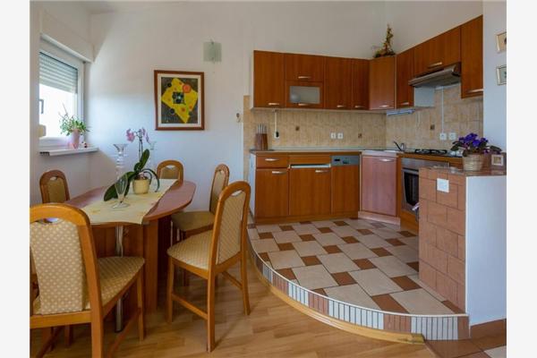 Apartment A4, for 4 persons