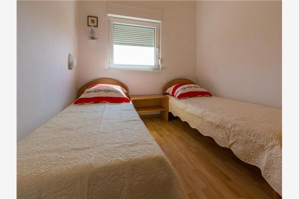 Apartment A4, for 4 persons