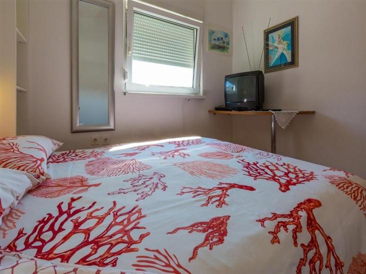 Apartment A4, for 4 persons