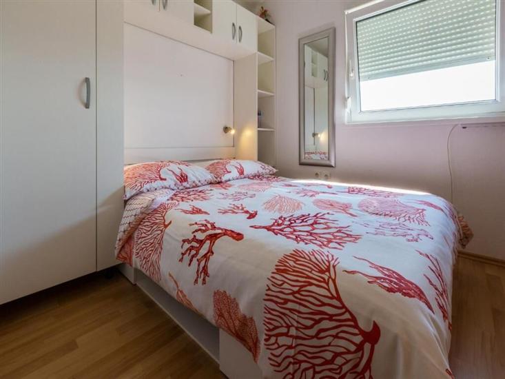 Apartment A4, for 4 persons