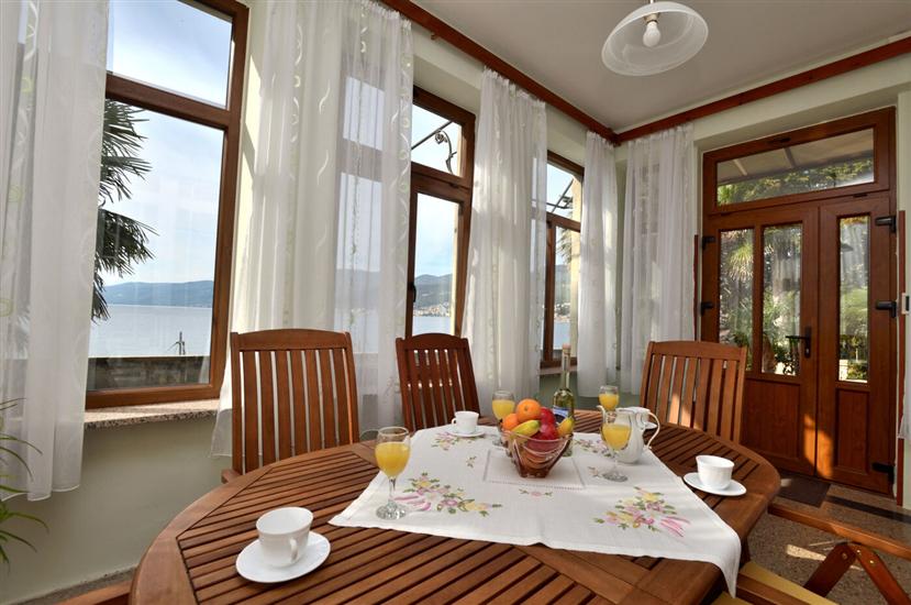 Apartment A1, for 6 persons