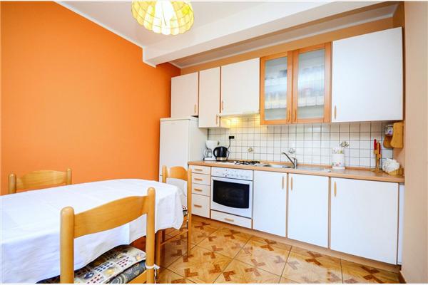Apartment A2, for 4 persons