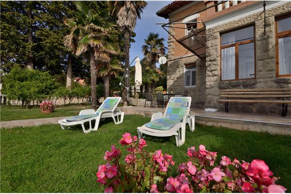 Apartment A1, for 6 persons