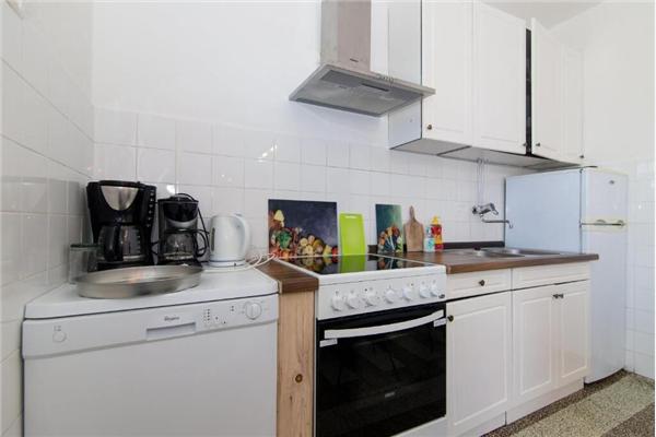 House K1, for 10 persons