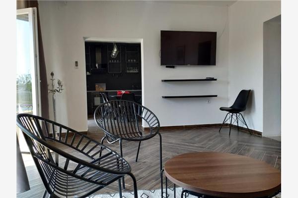 House K1, for 10 persons