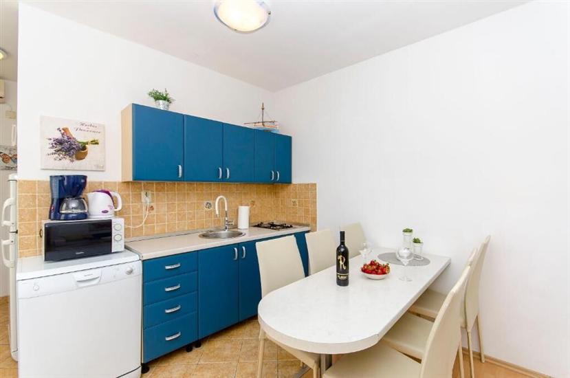 Apartment A2, for 4 persons