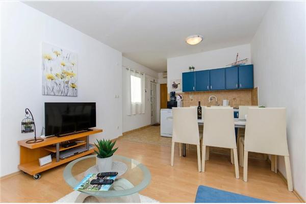 Apartment A2, for 4 persons