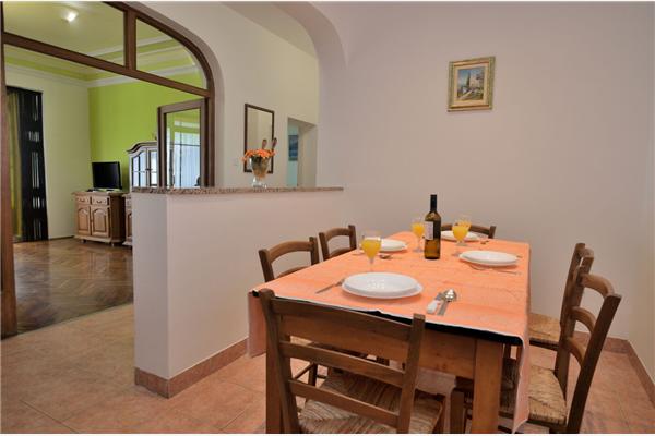 Apartment A1, for 6 persons