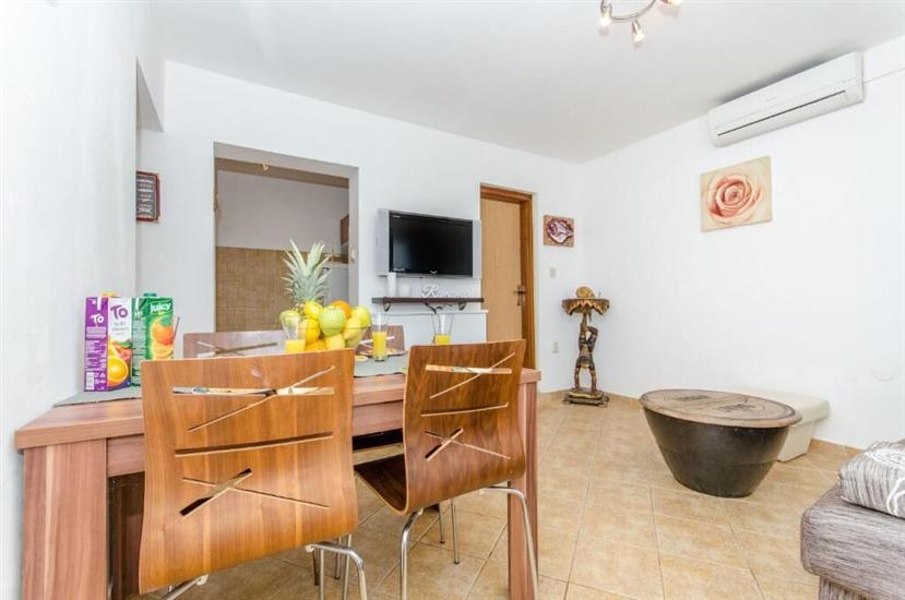 Apartment A3, for 4 persons