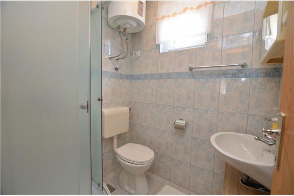 Apartment A1, for 5 persons