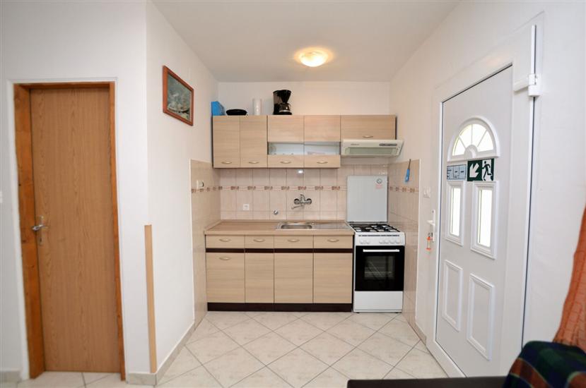 Apartment A1, for 5 persons