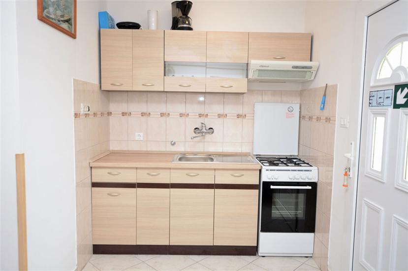 Apartment A1, for 5 persons