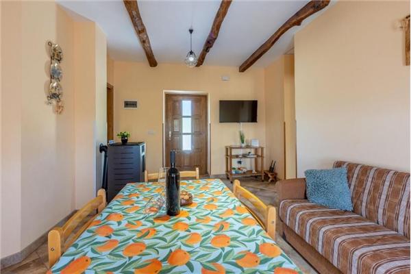 House K1, for 5 persons