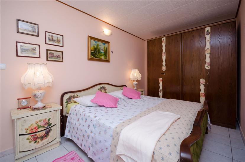 House K1, for 5 persons