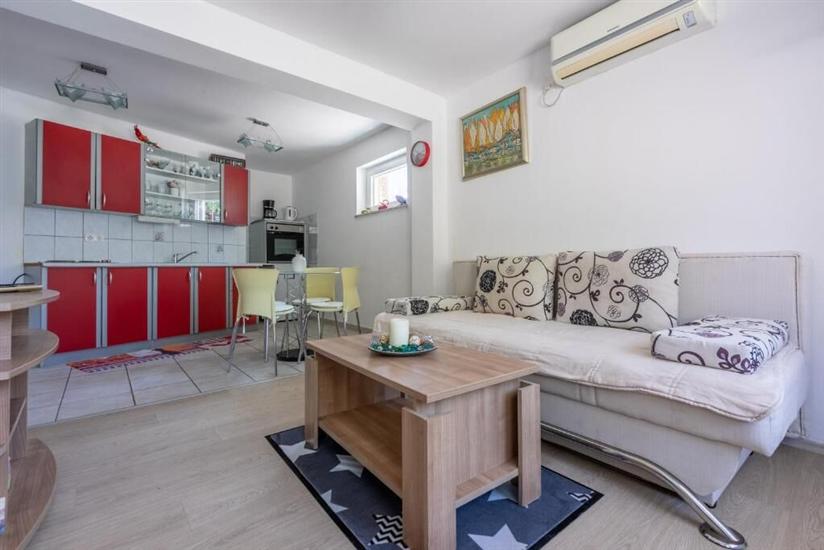 Apartment A1, for 4 persons