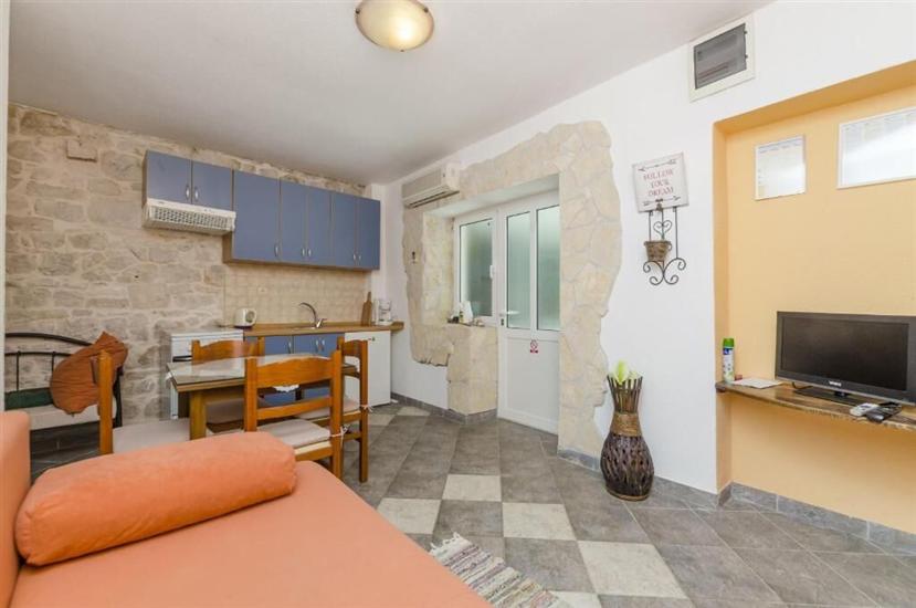 Apartment A1, for 3 persons