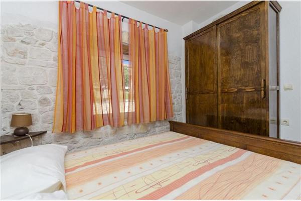 Apartment A2, for 3 persons