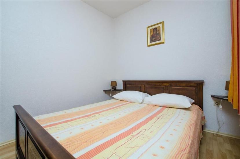 Apartment A2, for 3 persons