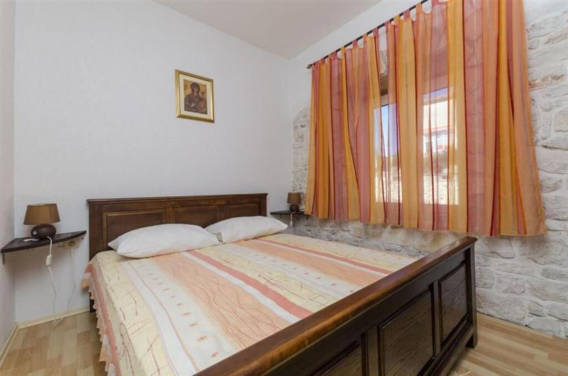 Apartment A2, for 3 persons