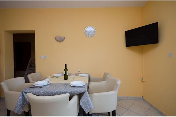 Apartment A3, for 5 persons