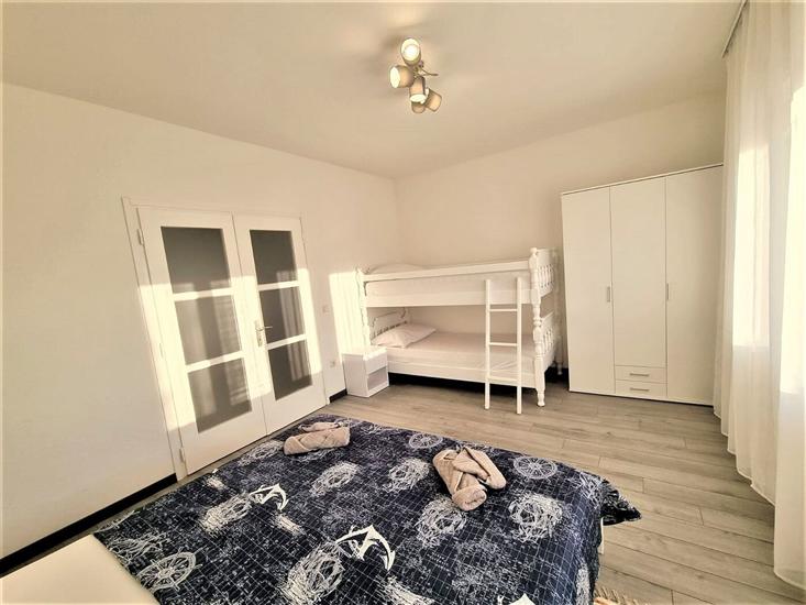 Apartment A1, for 6 persons