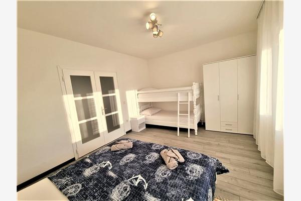 Apartment A1, for 6 persons