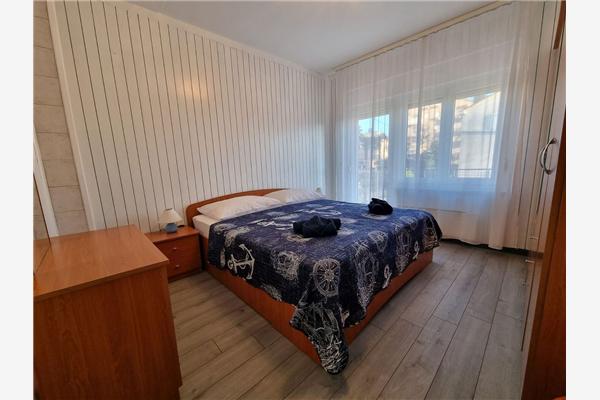 Apartment A1, for 6 persons