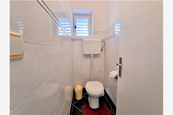 Apartment A1, for 6 persons