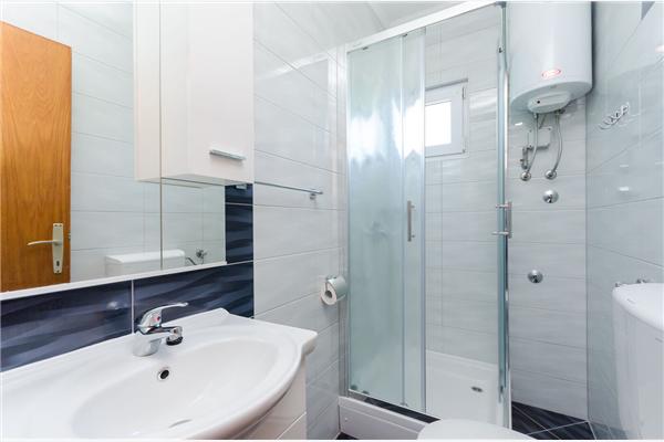 Apartman A1, na 8 osebe