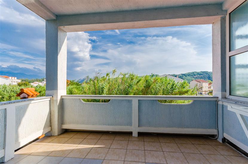 Apartman A1, na 8 osebe