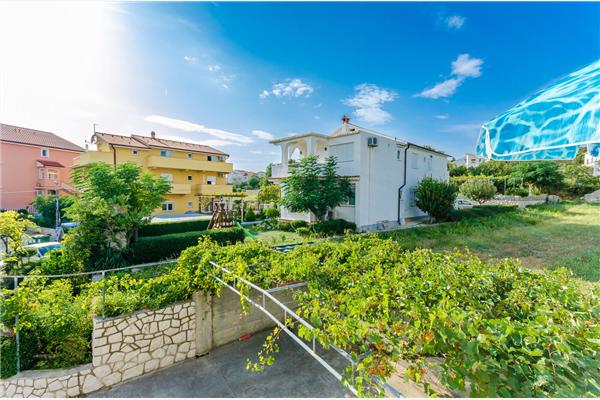 Apartman A1, na 8 osebe