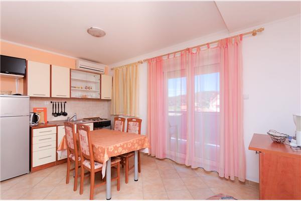 Apartman A4, na 4 osebe