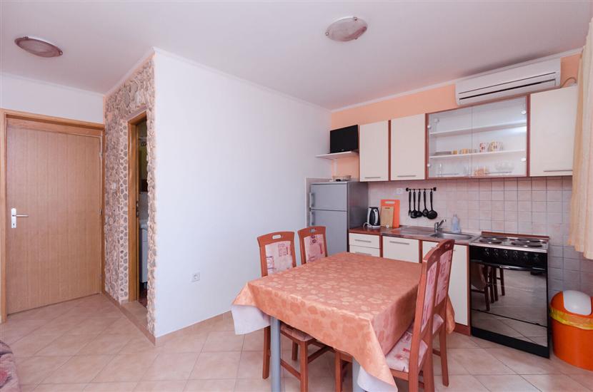 Apartman A4, na 4 osebe