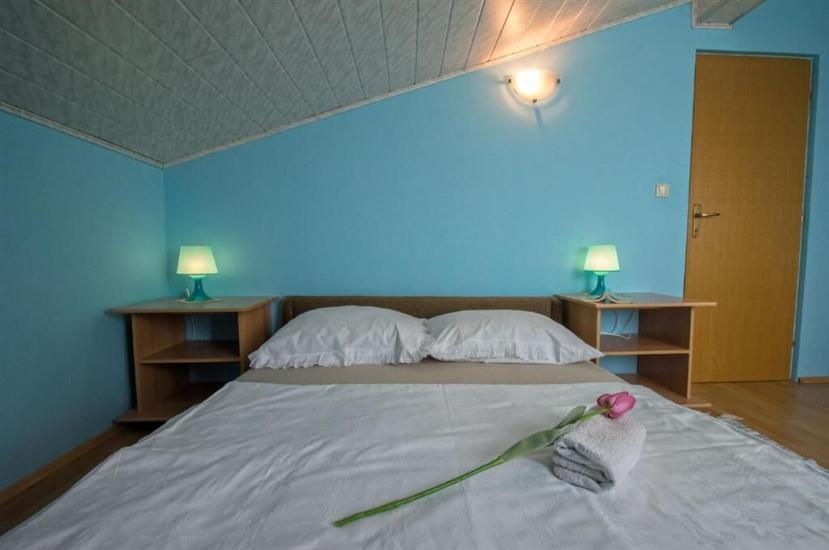 Apartment A2, for 10 persons