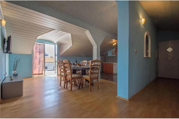 Apartment A2, for 10 persons