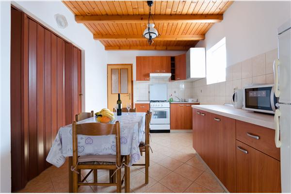 Apartment A1, for 5 persons