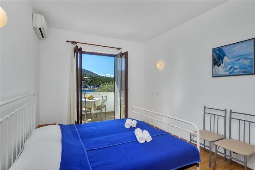 Apartment A1, for 3 persons