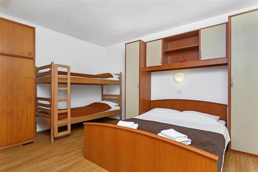 Apartment A4, for 4 persons