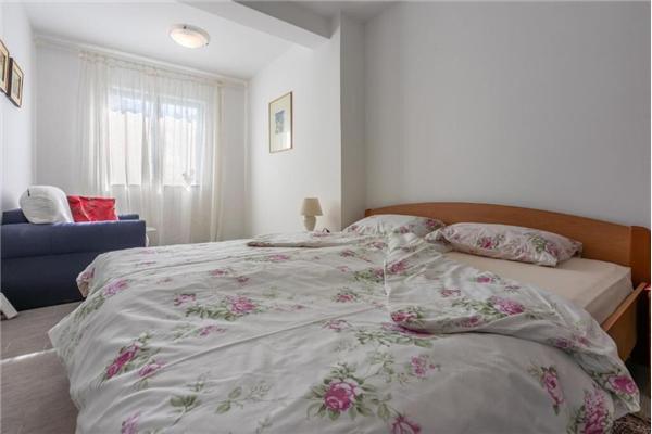 Apartment A1, for 5 persons
