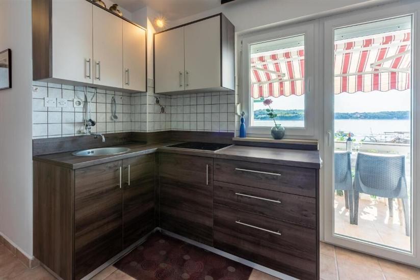 Apartment A2, for 5 persons