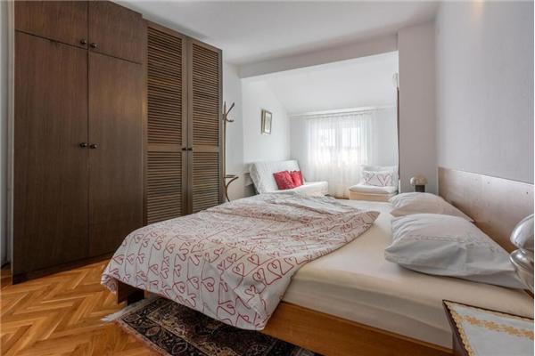 Apartment A2, for 5 persons